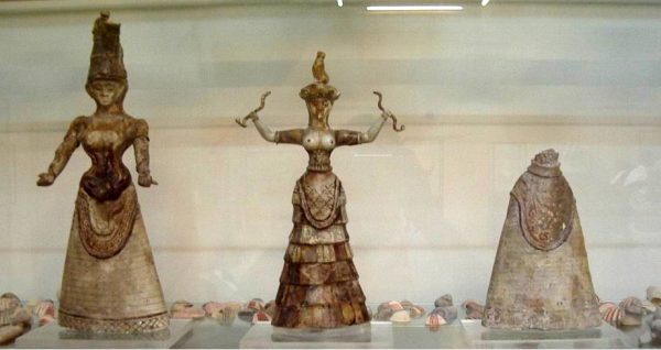 Minoan goddesses figurines